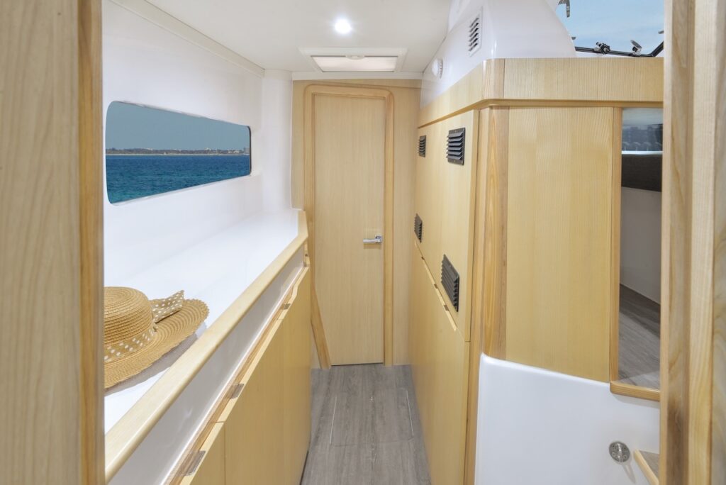 Sw1170 Port Midships (1)